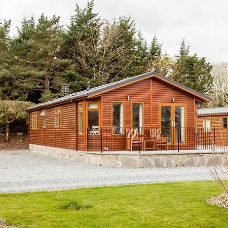 Thistle Lodge Auchterarder Bagian luar foto